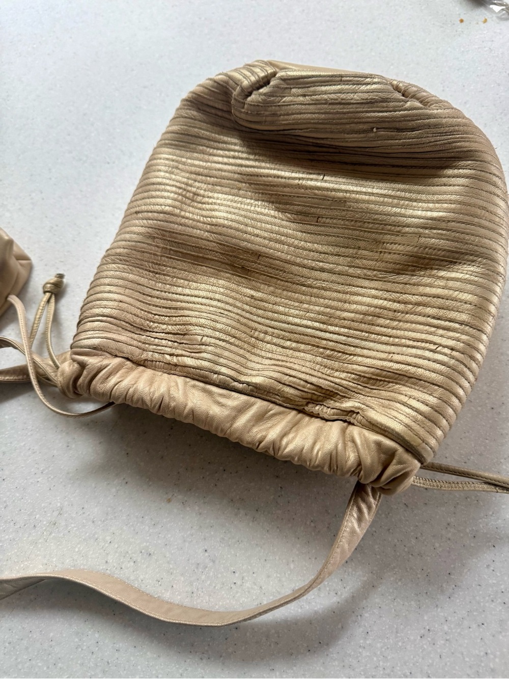 Vintage Sharif Drawstring Bucket Bag - Picture 7 of 10